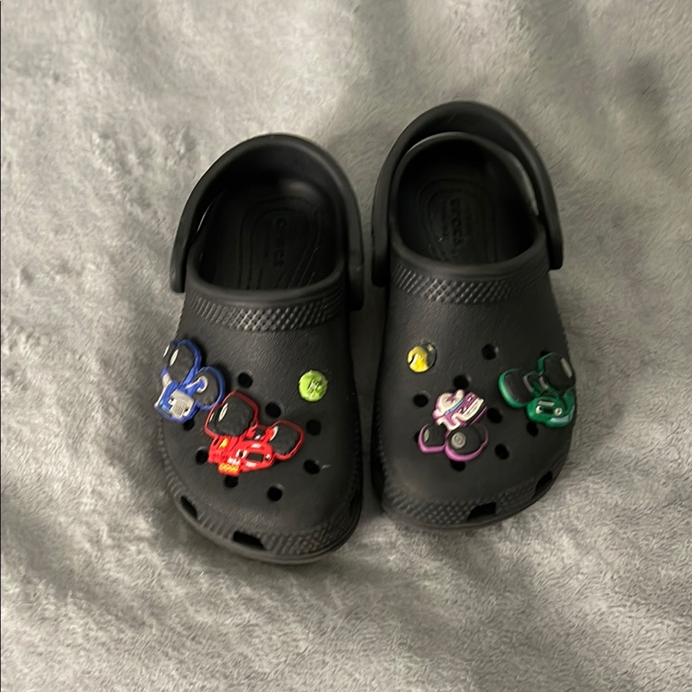 CROCS Black 8 Sandals with Perforated Design and Heel Strap